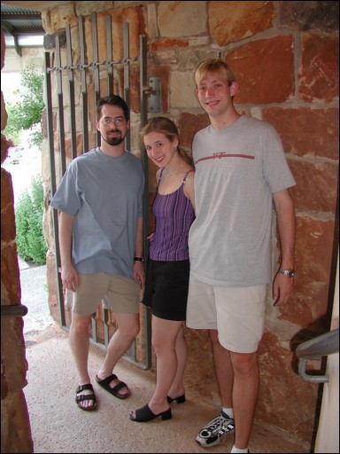 [2001.08.19.0015.sm.jpg]