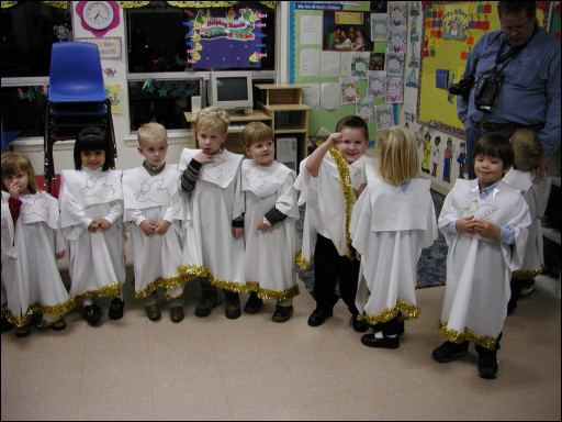 [2001.12.11.0090.sm.jpg]
