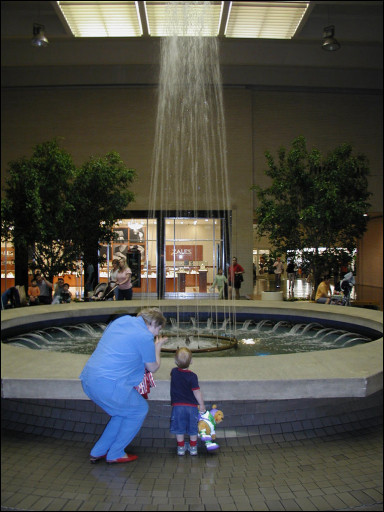 [2002.04.13.0175.sm.jpg]