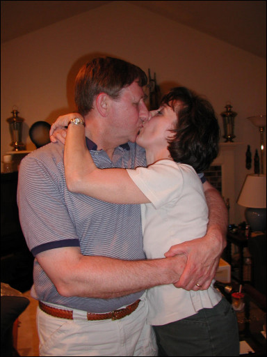 [2002.04.19.0103.sm.jpg]