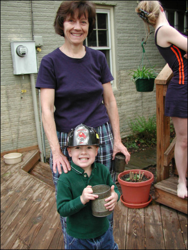 [2002.04.20.0107.sm.jpg]