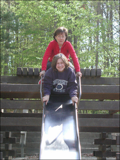 [2002.04.23.0135.sm.jpg]