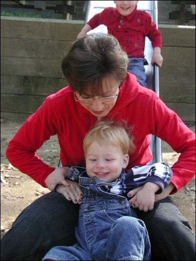 [2002.04.23.0140.sm.jpg]