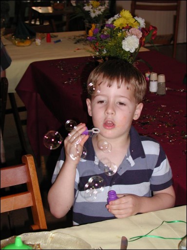 [2003.05.17.0070.sm.jpg]